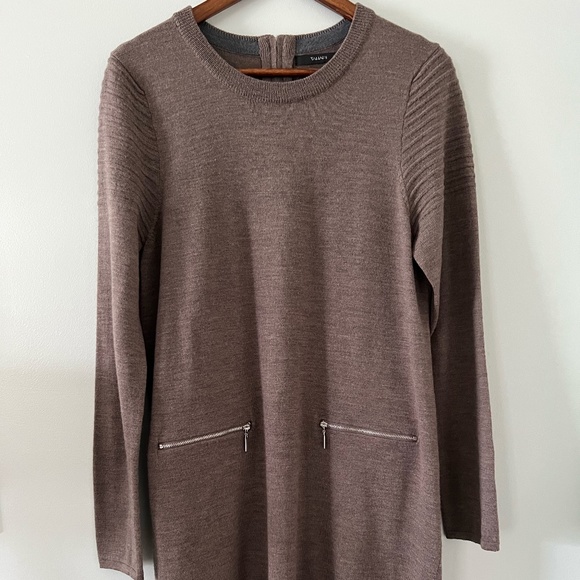 Tahari Dresses & Skirts - Tahari Merino Wool Long Sleeve Sweater Dress Size L